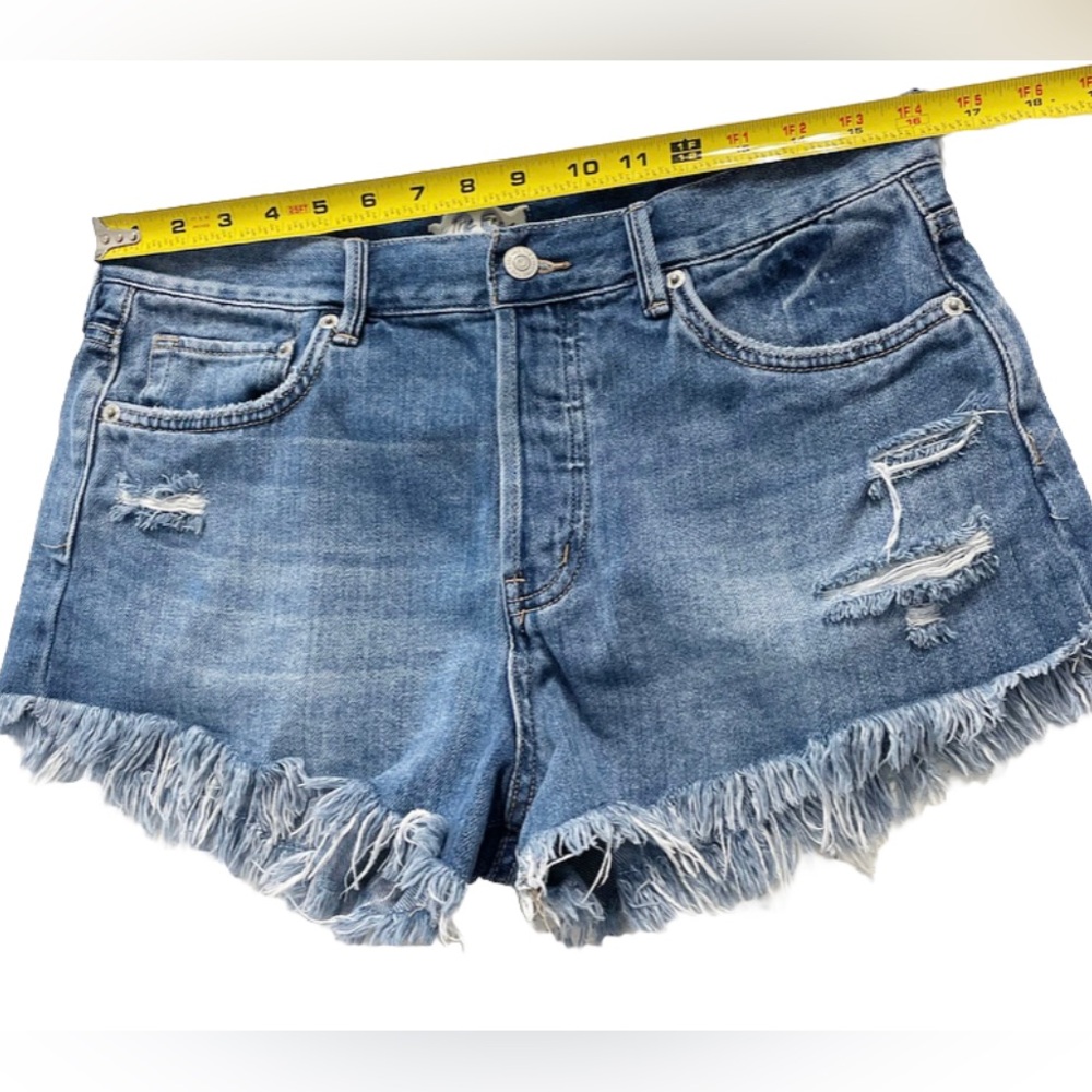 Free People We The Free Jean Shorts Loving Good Vibrations Women’s 29 Distressed - Picture 8 of 12